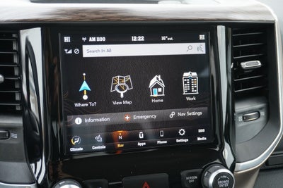 2020 RAM 1500 Laramie Crew Cab 4x4 5'7' Box