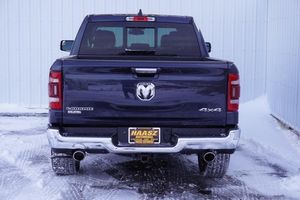 2020 RAM 1500 Laramie Crew Cab 4x4 5'7' Box