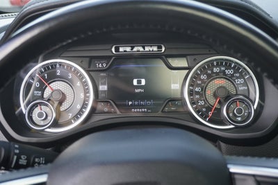 2021 RAM 1500 Laramie Crew Cab 4x4 5'7' Box