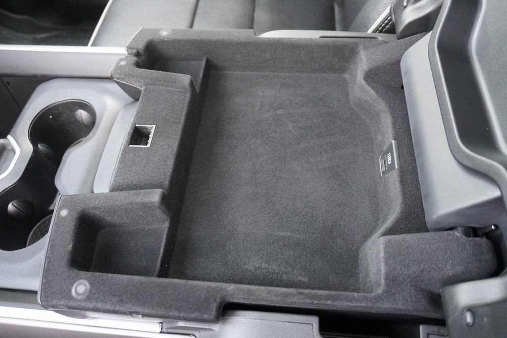 2021 RAM 1500 Laramie Crew Cab 4x4 5'7' Box