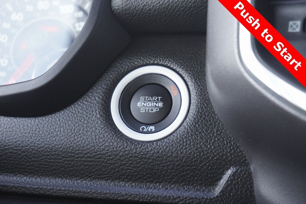 2021 RAM 1500 Laramie Crew Cab 4x4 5'7' Box