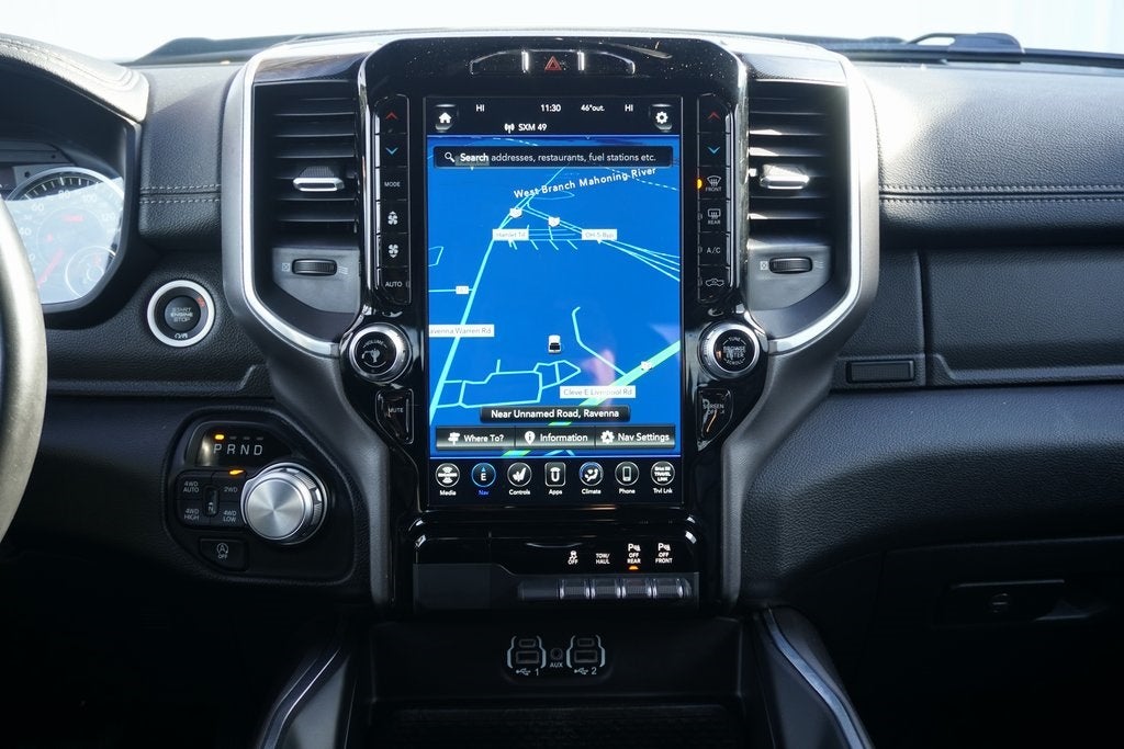 2021 RAM 1500 Laramie Crew Cab 4x4 5'7' Box