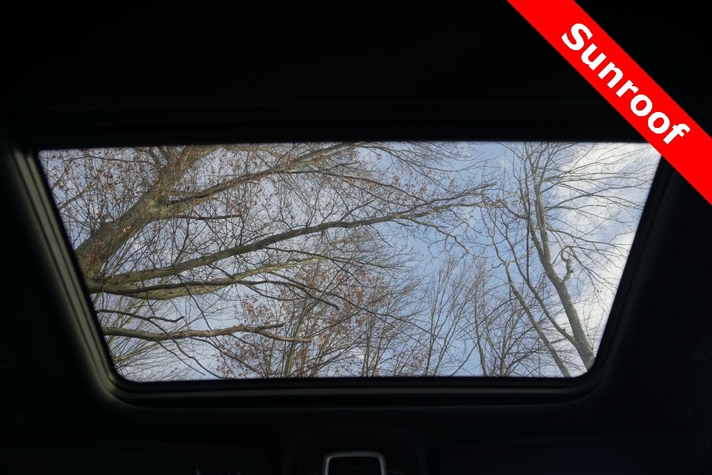 2021 RAM 1500 Laramie Crew Cab 4x4 5'7' Box