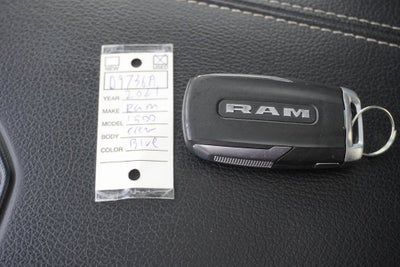 2021 RAM 1500 Laramie Crew Cab 4x4 5'7' Box