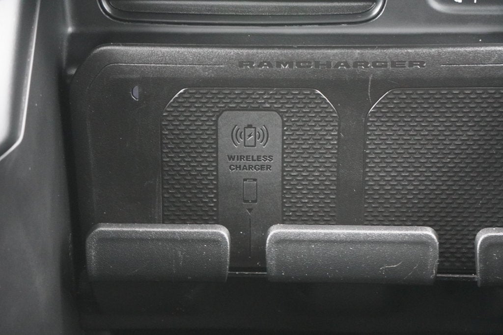 2023 RAM 1500 Laramie Crew Cab 4x4 5'7' Box