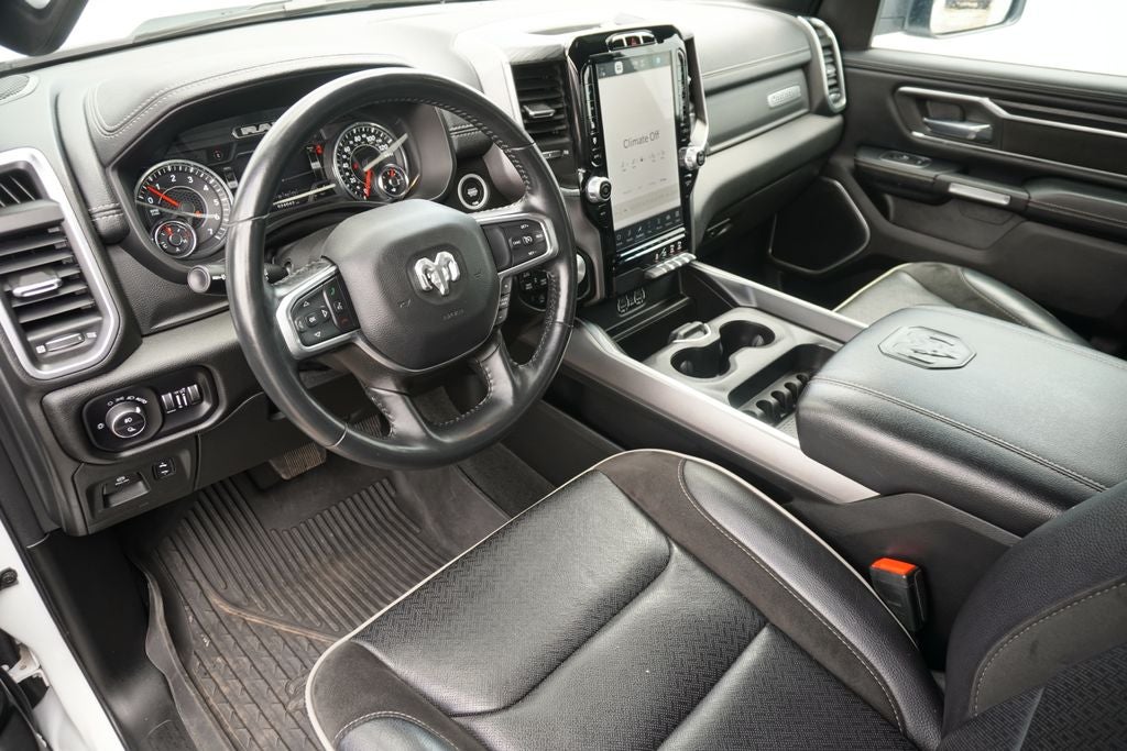 2023 RAM 1500 Laramie Crew Cab 4x4 5'7' Box