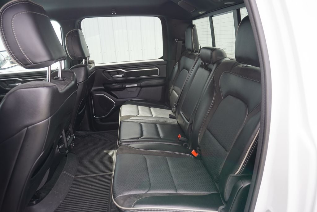 2023 RAM 1500 Laramie Crew Cab 4x4 5'7' Box