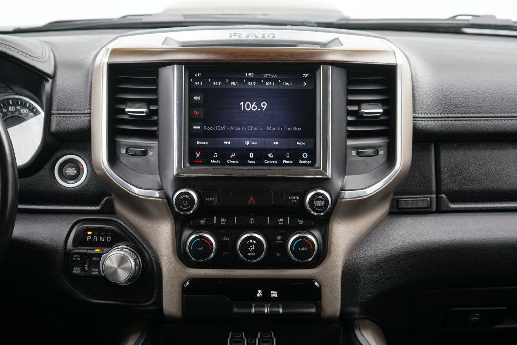 2021 RAM 1500 Laramie Crew Cab 4x4 5'7' Box