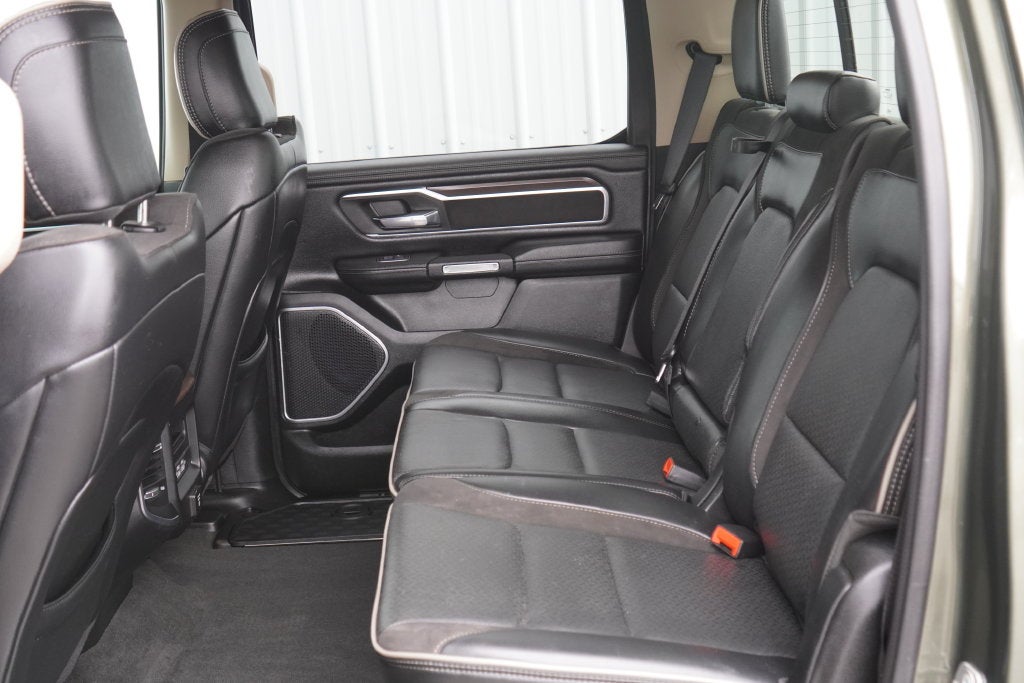 2021 RAM 1500 Laramie Crew Cab 4x4 5'7' Box