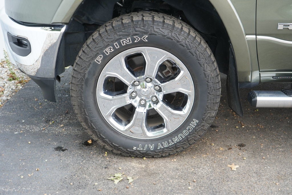 2021 RAM 1500 Laramie Crew Cab 4x4 5'7' Box