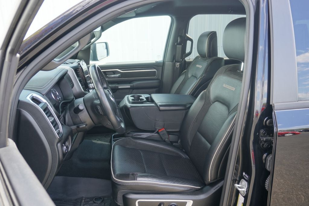 2023 RAM 1500 Laramie Crew Cab 4x4 5'7' Box