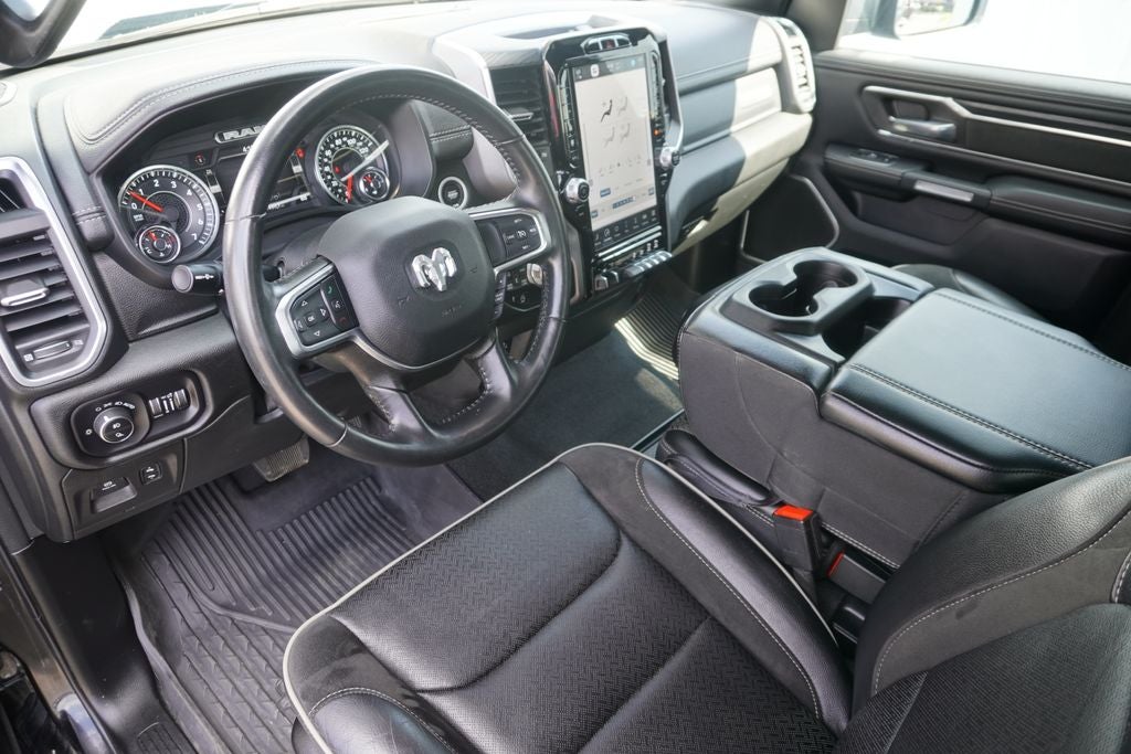 2023 RAM 1500 Laramie Crew Cab 4x4 5'7' Box