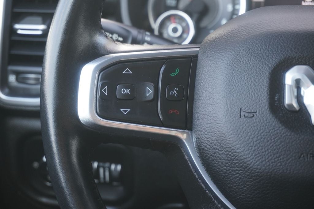 2023 RAM 1500 Laramie Crew Cab 4x4 5'7' Box