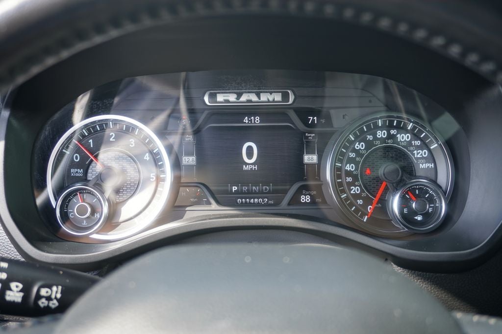 2023 RAM 1500 Laramie Crew Cab 4x4 5'7' Box