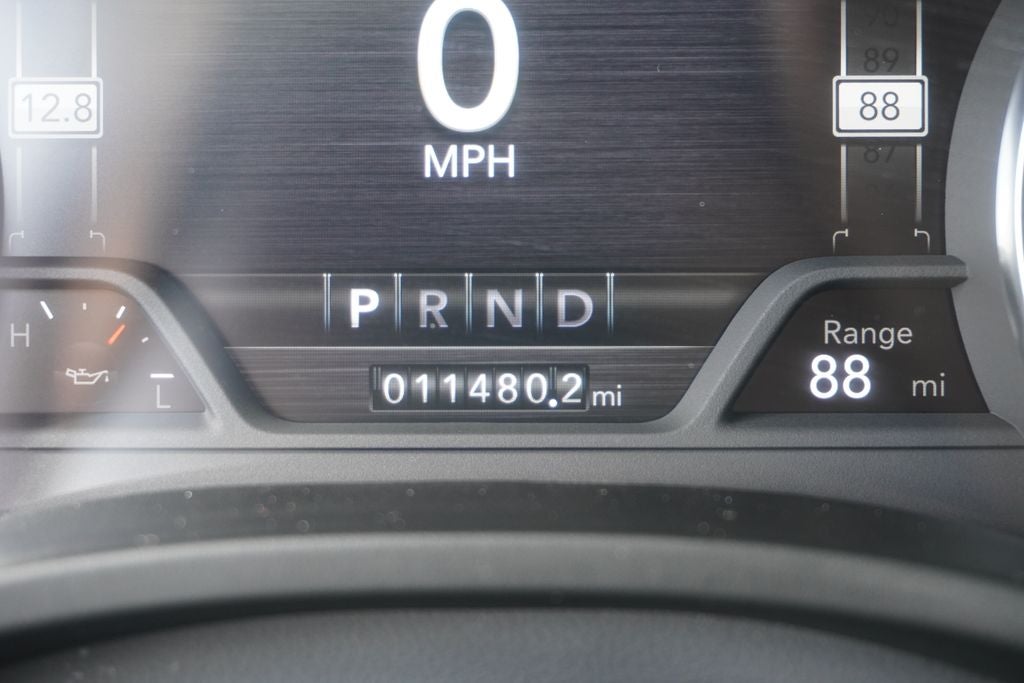 2023 RAM 1500 Laramie Crew Cab 4x4 5'7' Box