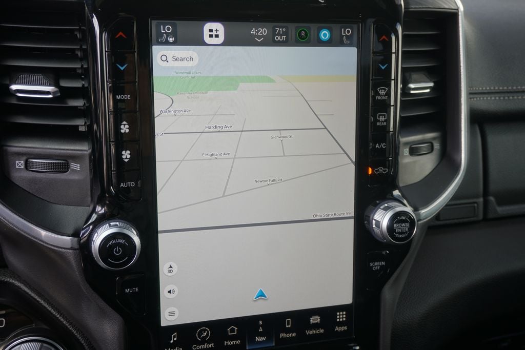 2023 RAM 1500 Laramie Crew Cab 4x4 5'7' Box