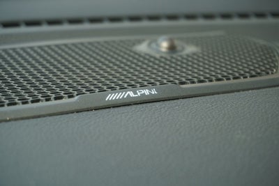 2023 RAM 1500 Laramie Crew Cab 4x4 5'7' Box