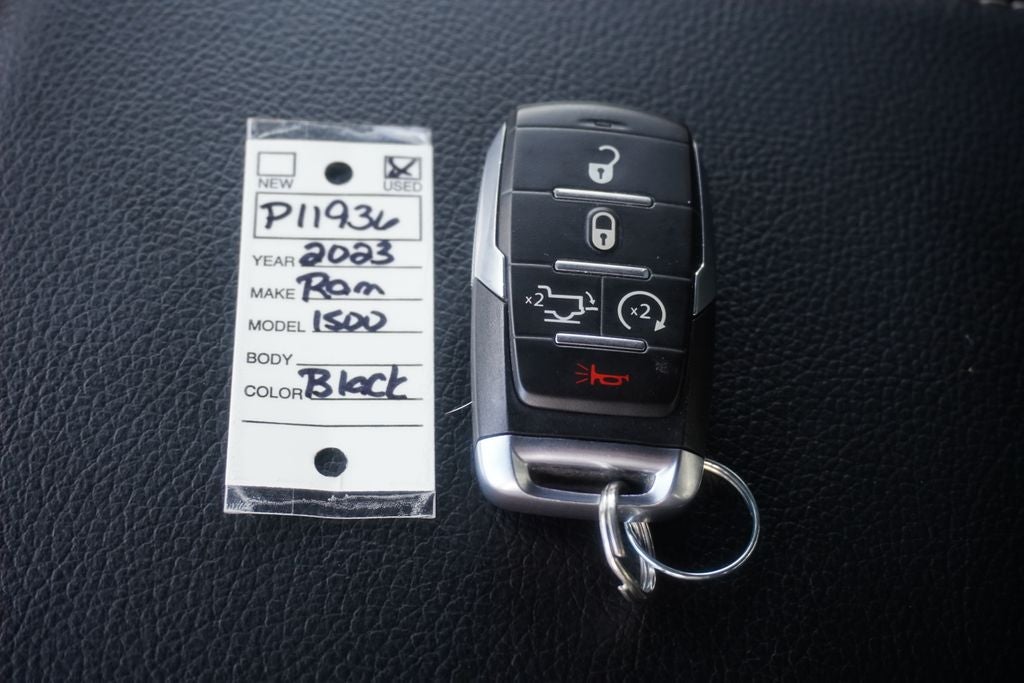 2023 RAM 1500 Laramie Crew Cab 4x4 5'7' Box