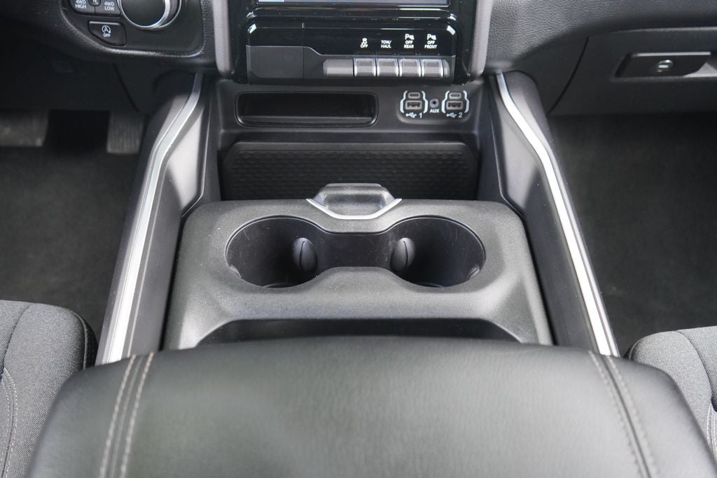 2023 RAM 1500 Big Horn Crew Cab 4x4 6'4' Box