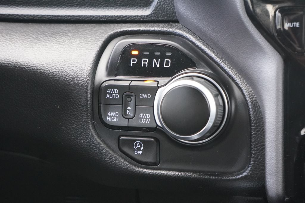 2023 RAM 1500 Big Horn Crew Cab 4x4 6'4' Box