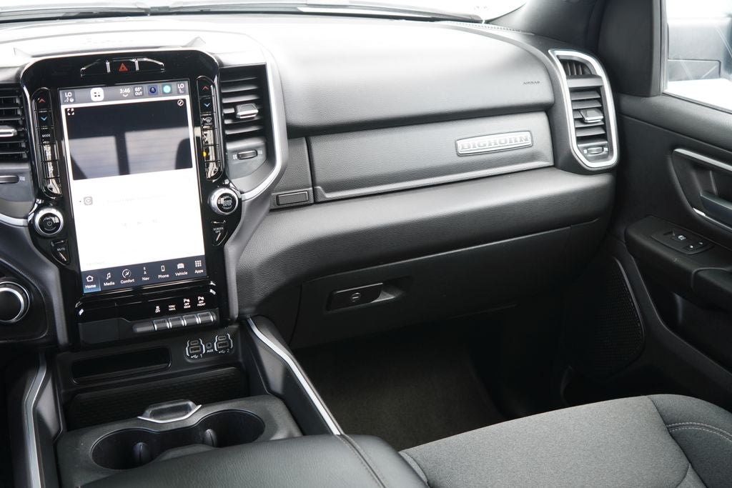 2023 RAM 1500 Big Horn Crew Cab 4x4 6'4' Box