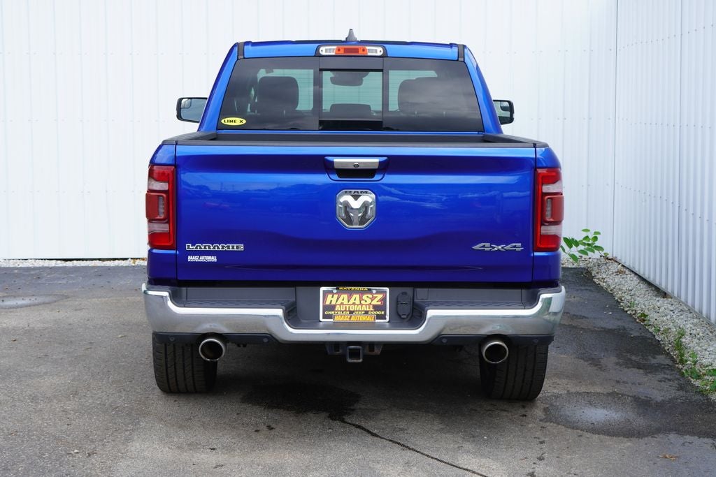 2019 RAM 1500 Laramie Crew Cab 4x4 6'4' Box