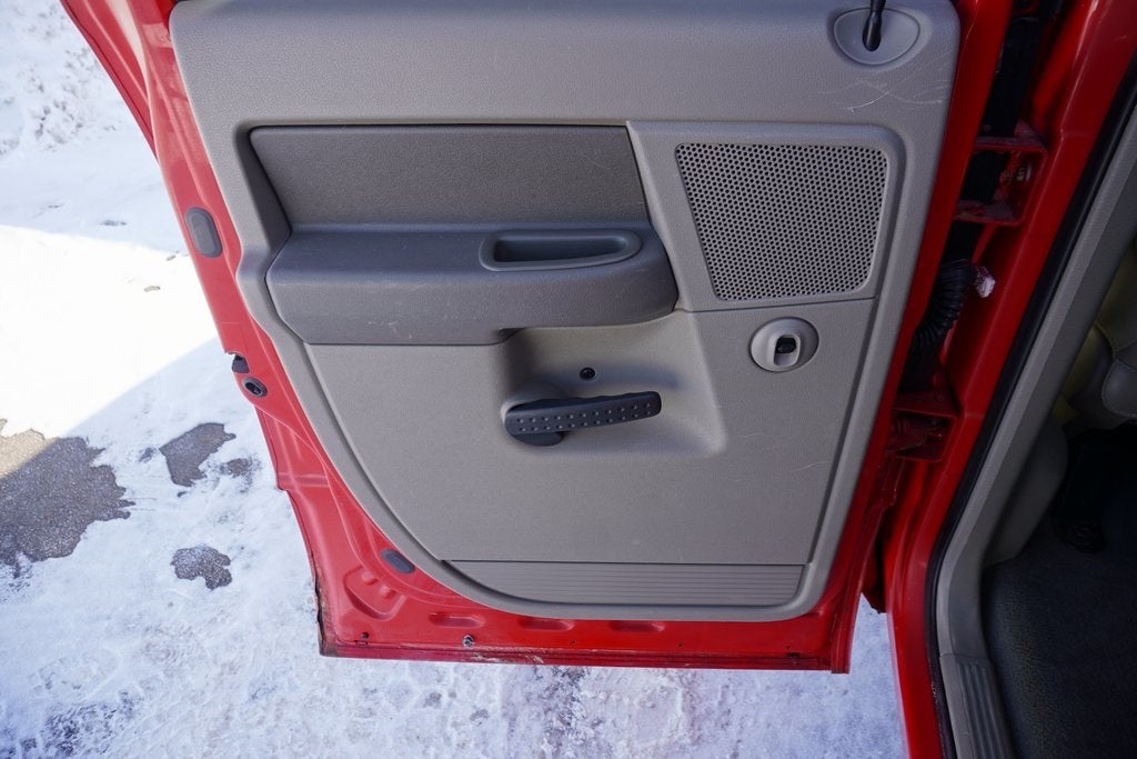 2007 Dodge Ram 1500 SLT/TRX4 Off Road/Sport