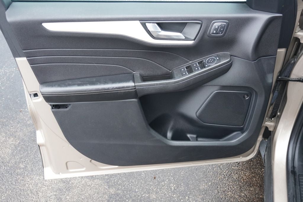 2021 Ford Escape Titanium