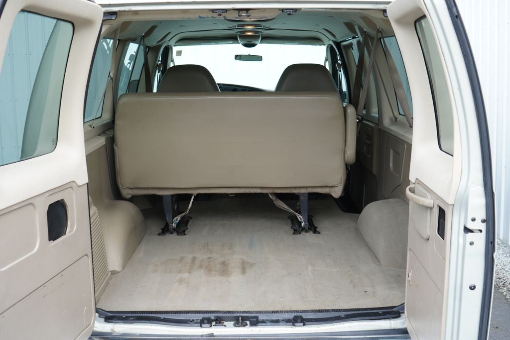 2006 Ford E-150 XL