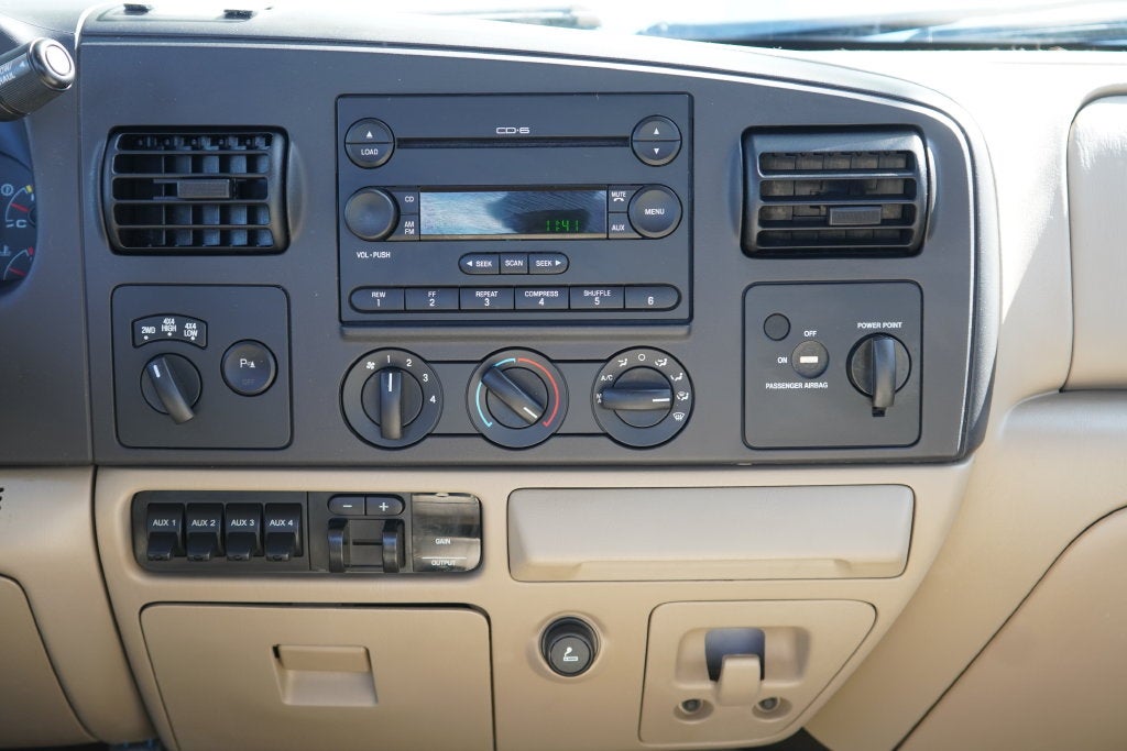 2005 Ford F-350 XLT