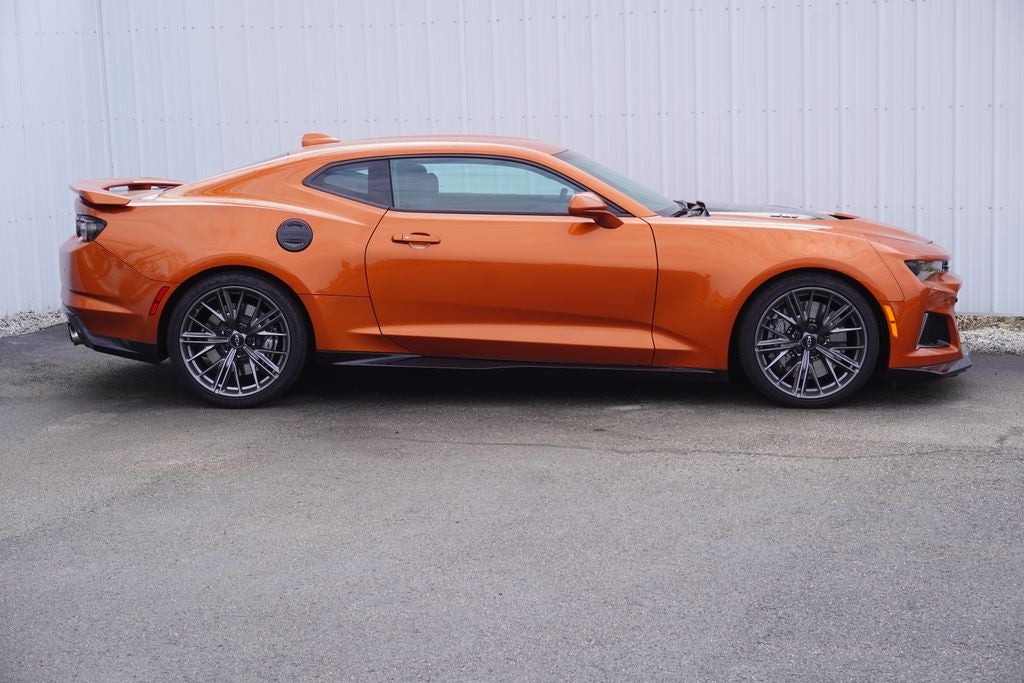 2022 Chevrolet Camaro RWD Coupe ZL1
