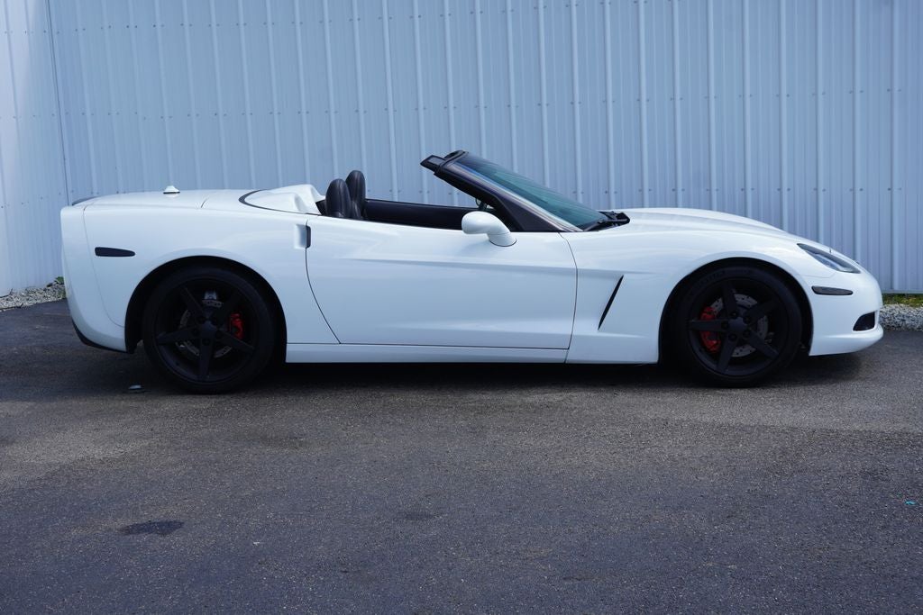 2005 Chevrolet Corvette Base