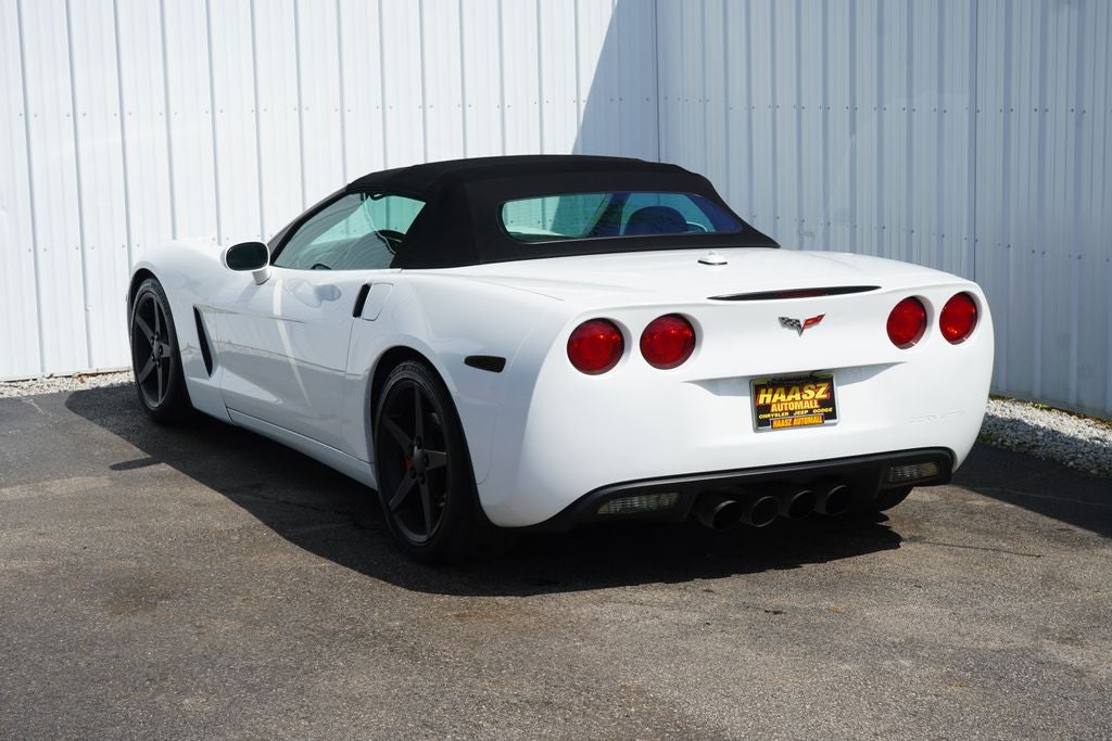 2005 Chevrolet Corvette Base