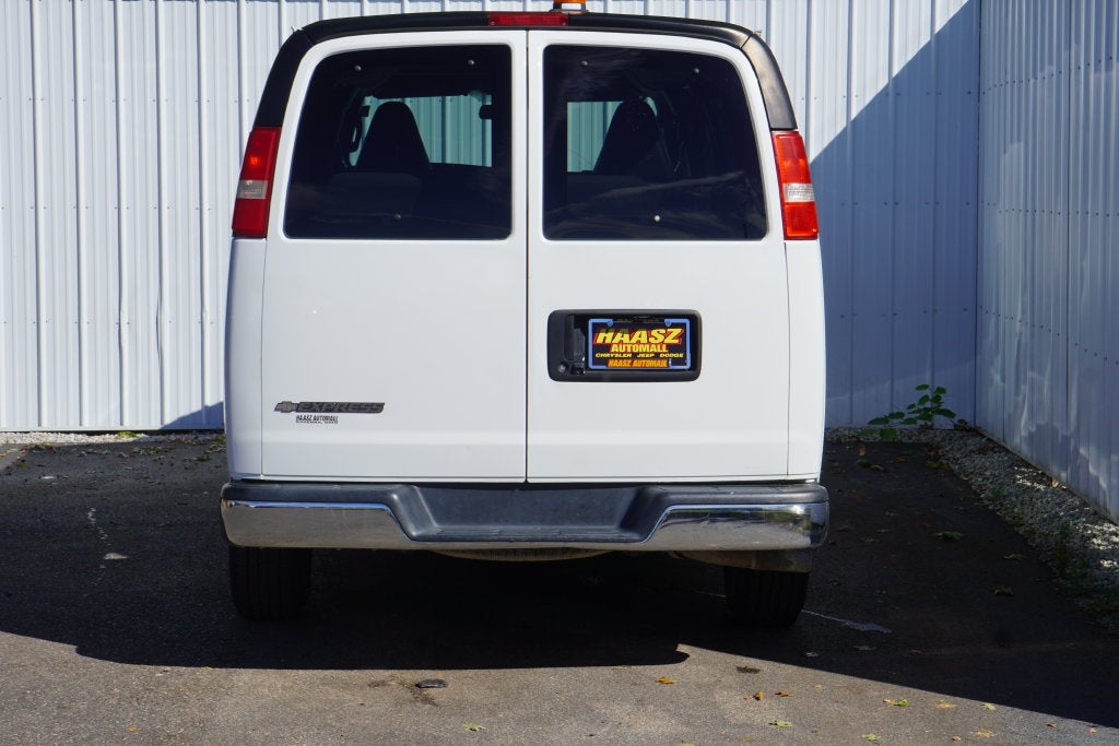 2019 Chevrolet Express 3500 LT