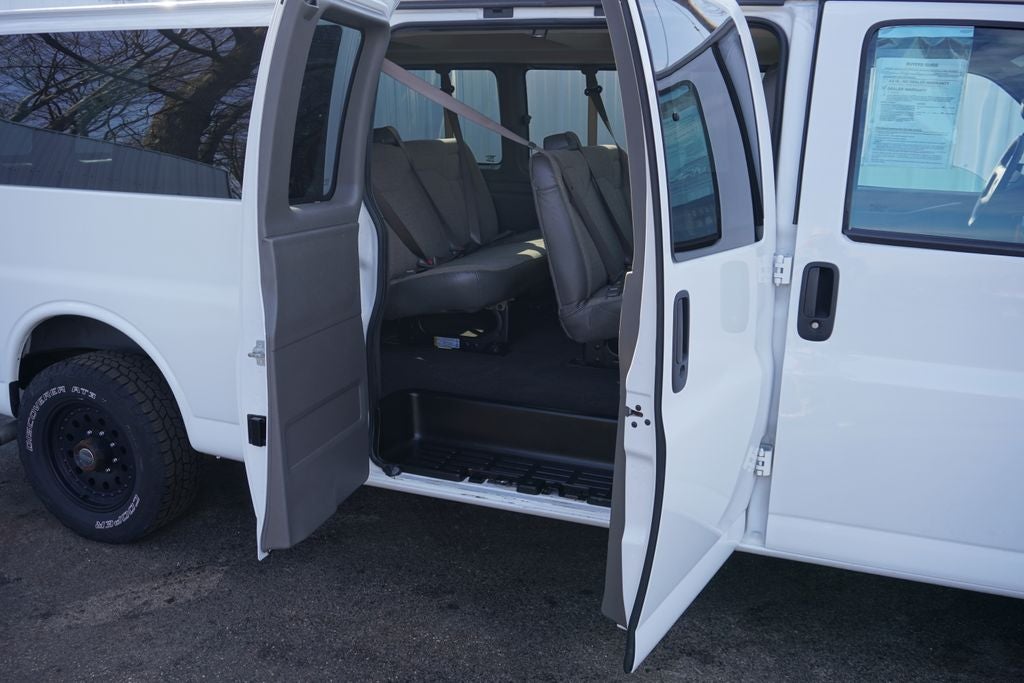 2019 Chevrolet Express 3500 LT