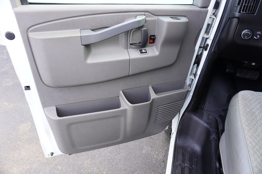 2019 Chevrolet Express 3500 LT