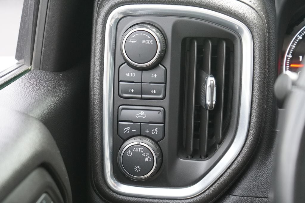 2023 Chevrolet Silverado 2500HD 4WD Crew Cab Standard Bed LT