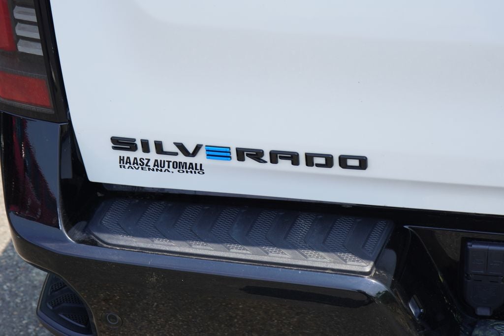 2024 Chevrolet Silverado EV RST