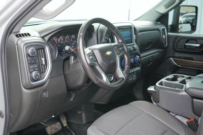 2022 Chevrolet Silverado 3500HD 4WD Crew Cab Long Bed LT