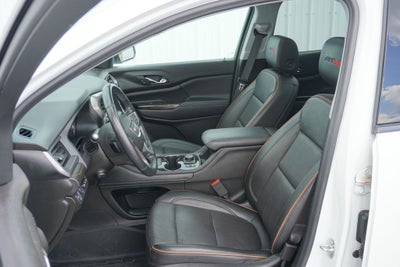 2023 GMC Acadia AWD AT4