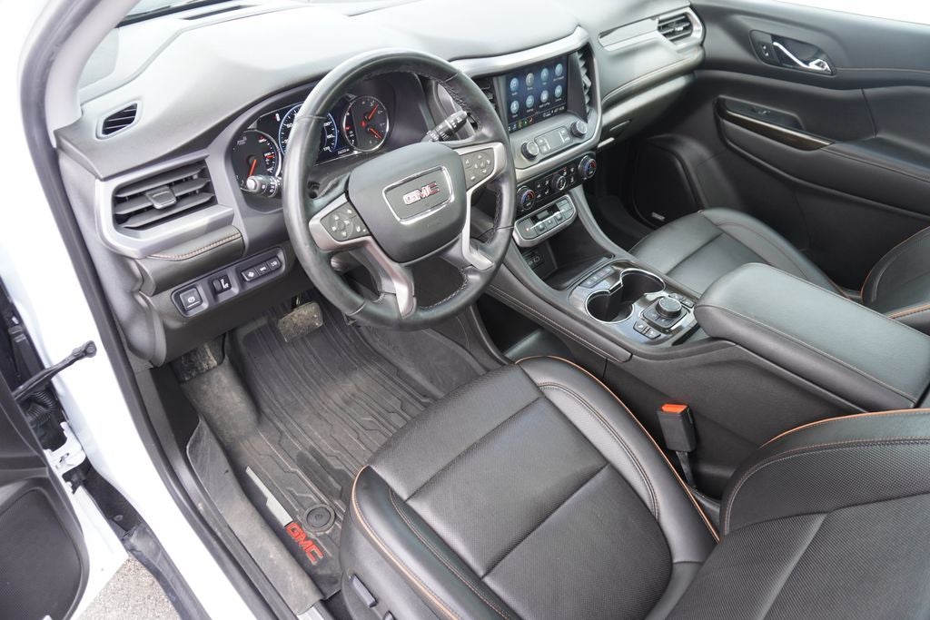 2023 GMC Acadia AWD AT4