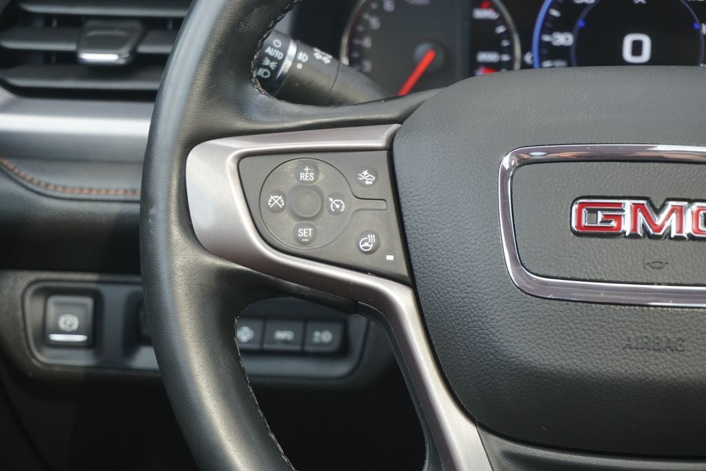 2023 GMC Acadia AWD AT4