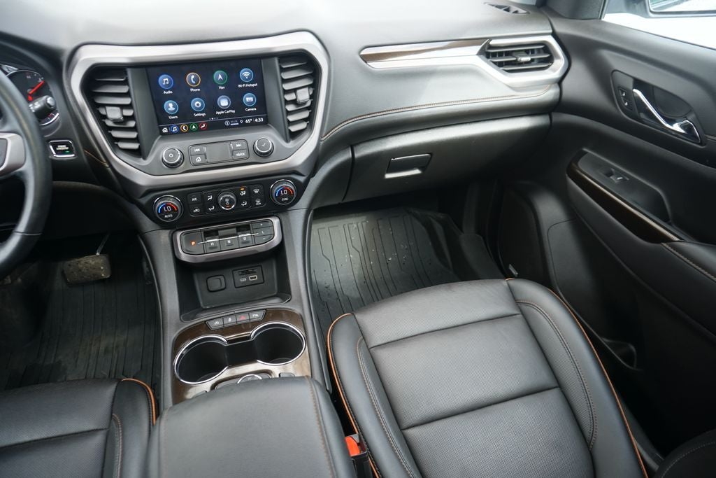 2023 GMC Acadia AWD AT4