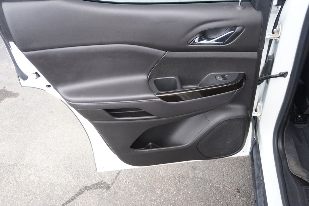 2023 GMC Acadia AWD AT4