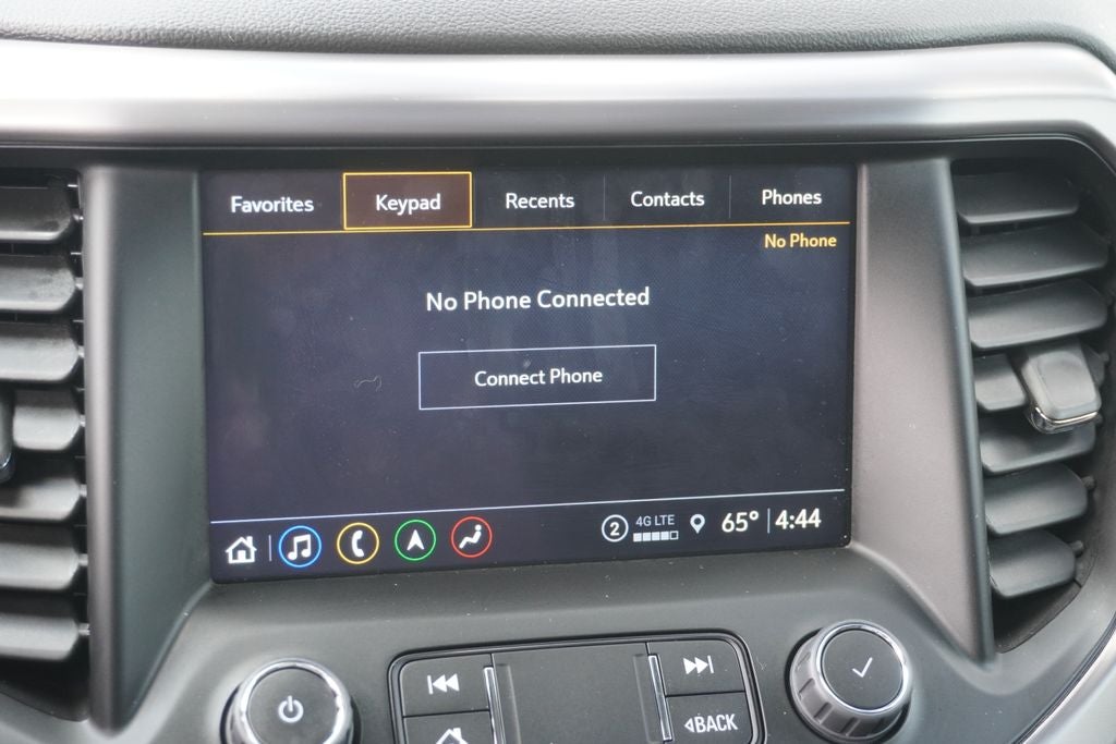 2023 GMC Acadia AWD AT4