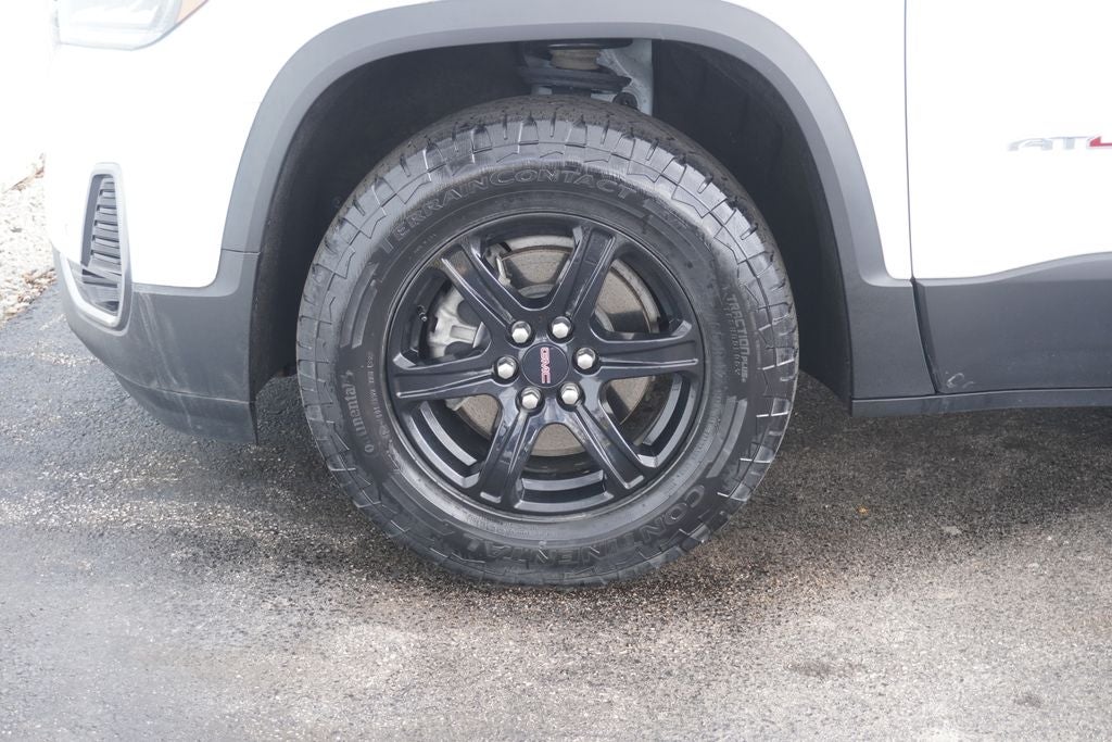 2023 GMC Acadia AWD AT4