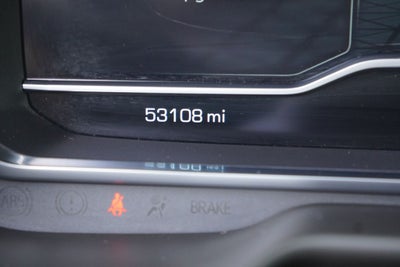 2022 GMC Yukon 4WD SLE
