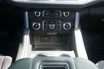 2022 GMC Yukon 4WD SLE