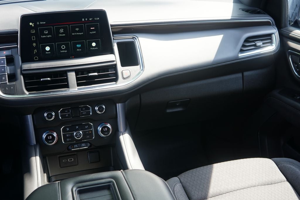 2022 GMC Yukon 4WD SLE