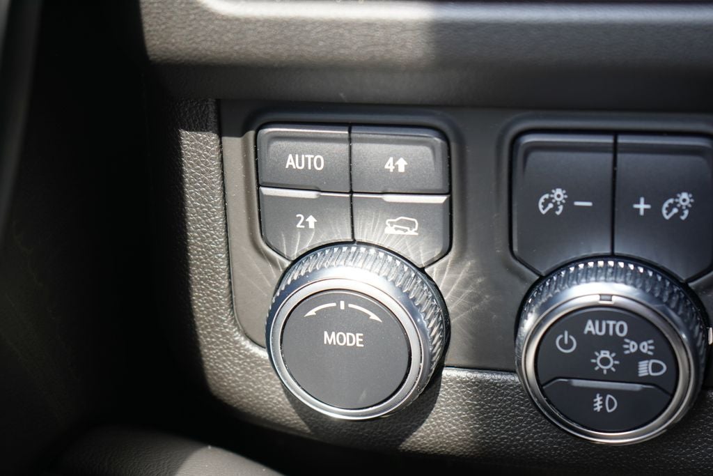 2022 GMC Yukon 4WD SLE